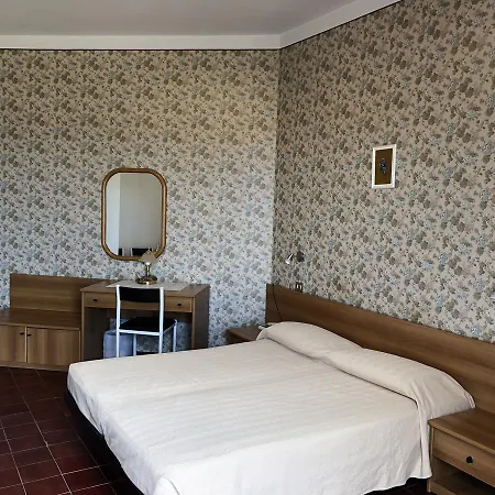 La Collina Hotel 3*